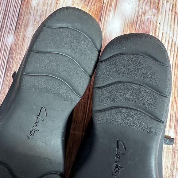 Clarks CHEYN CLAY Womens Size 6 Black Leather Zip Up Loafers Flats Shoes - Picture 9 of 10